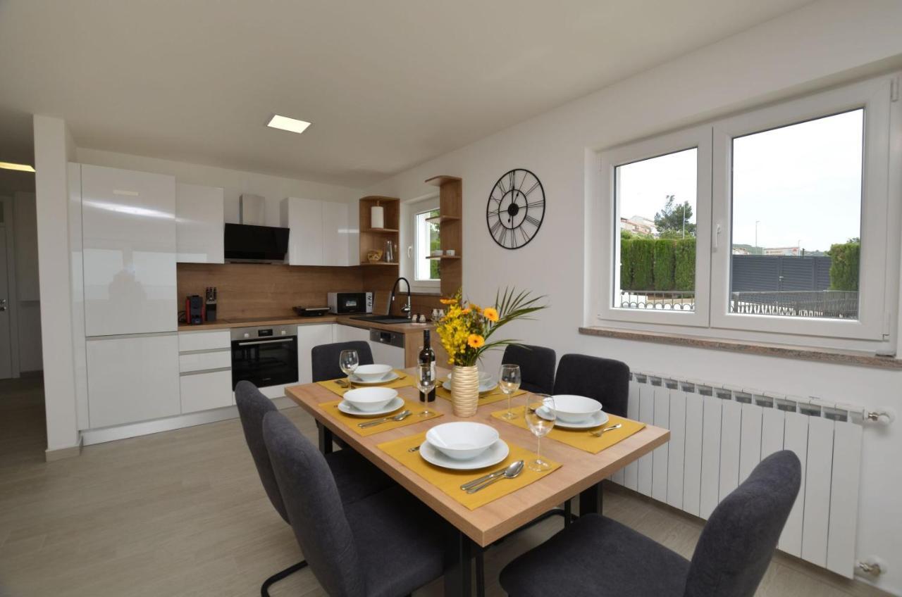 Apartments Villa Sofia Martinšćica المظهر الخارجي الصورة
