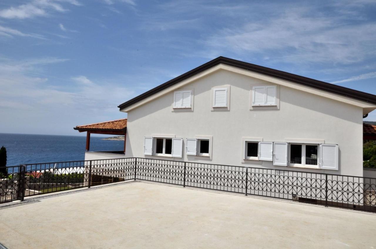 Apartments Villa Sofia Martinšćica المظهر الخارجي الصورة