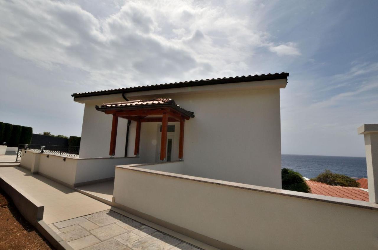 Apartments Villa Sofia Martinšćica المظهر الخارجي الصورة