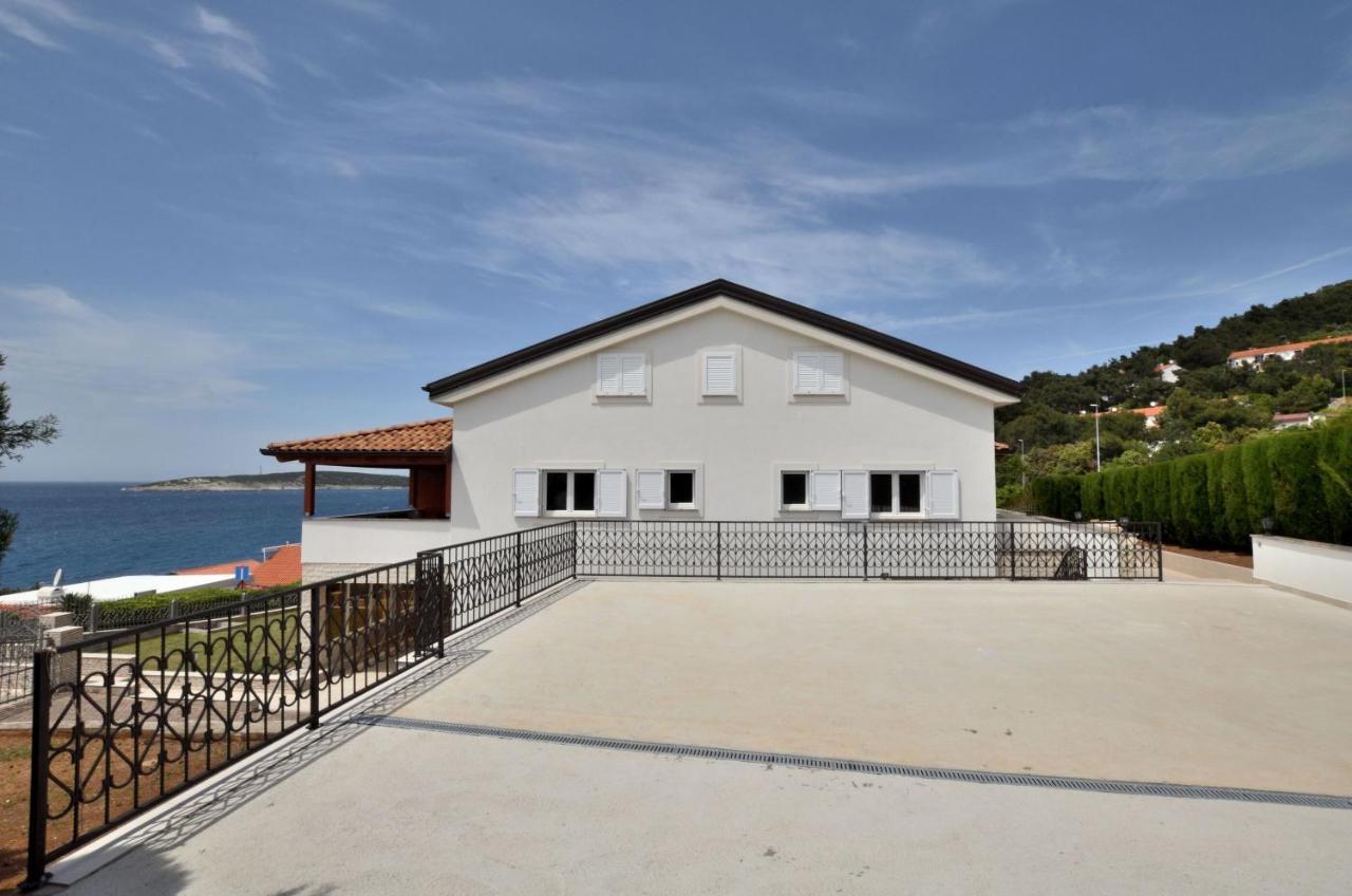Apartments Villa Sofia Martinšćica المظهر الخارجي الصورة