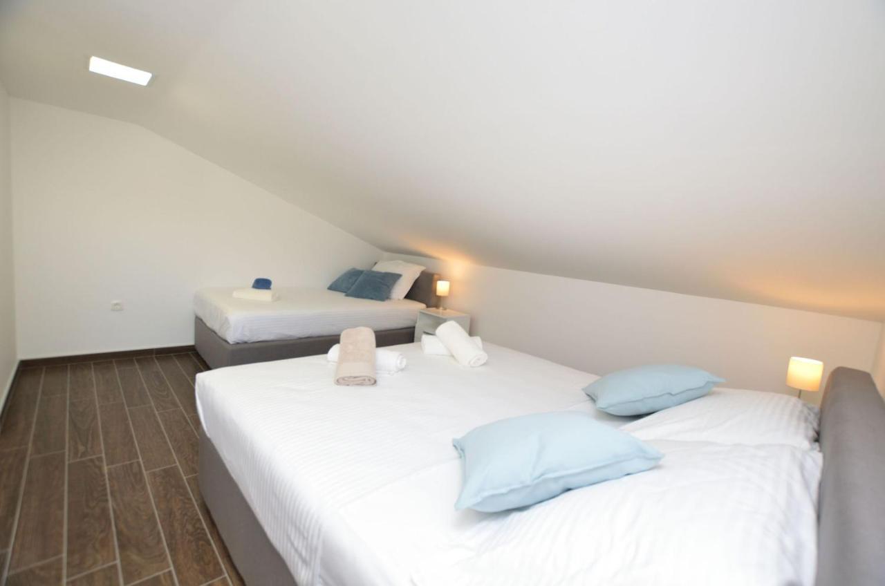 Apartments Villa Sofia Martinšćica المظهر الخارجي الصورة