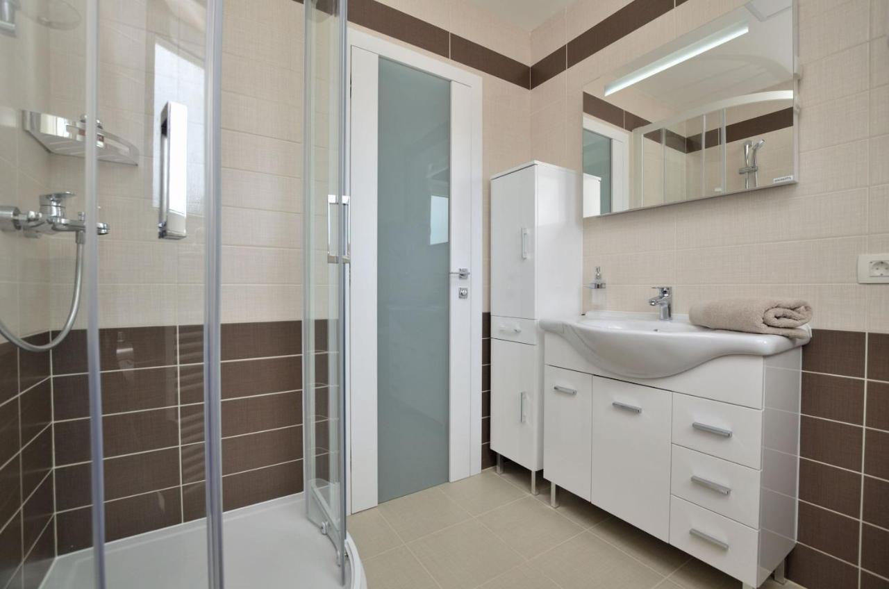 Apartments Villa Sofia Martinšćica المظهر الخارجي الصورة