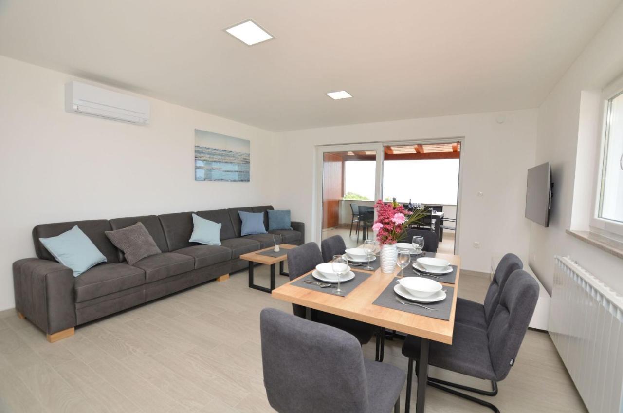 Apartments Villa Sofia Martinšćica المظهر الخارجي الصورة